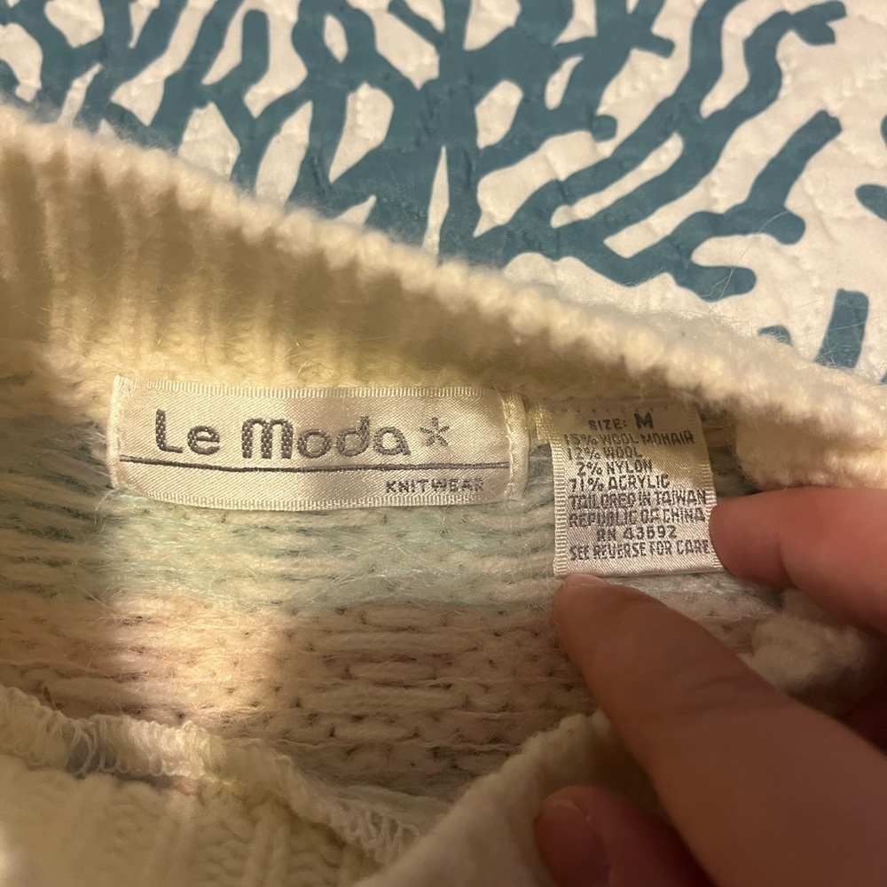 Patterned Cream Sweater - Picture 2 of 2